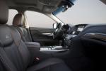 Infiniti M56 2010 года